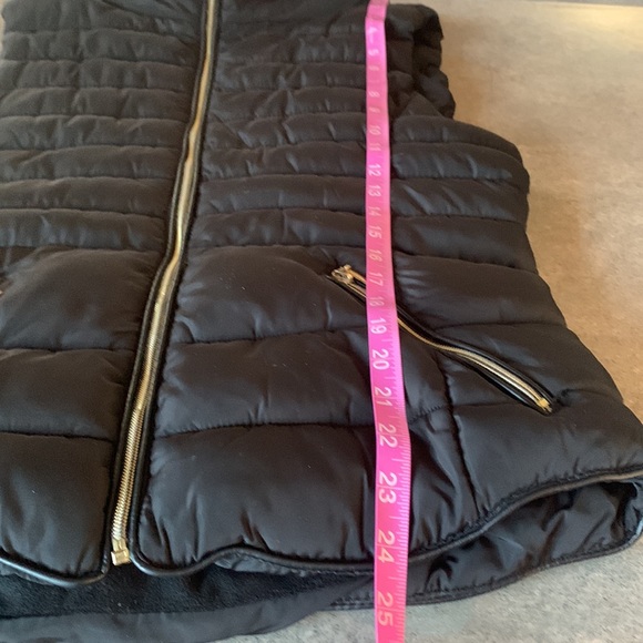 Women’s YMI Black Puffer Vest with Fleece Lining Size L - Picture 11 of 13